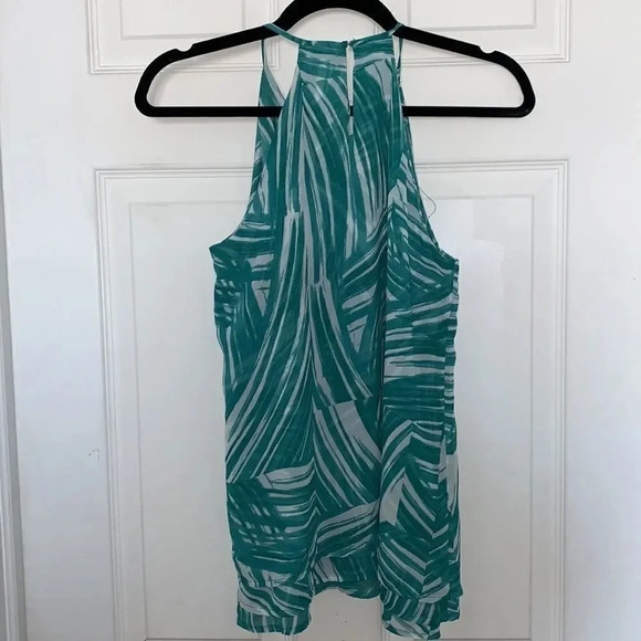 Banana Republic Keyhole Halter Top - Picture 2 of 6